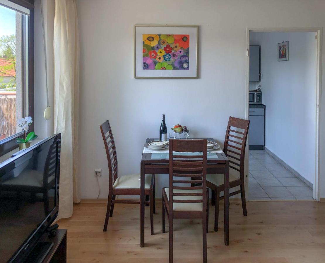 Lagiewniki Apartment *